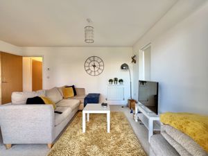 Living area- click for photo gallery